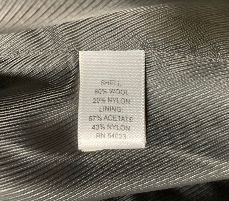 BANANA REPUBLIC  ウールコート（古着・ファッション）の商品画像 - 査定依頼日：2025年4月17日 - 最高査定価格：1,000円
