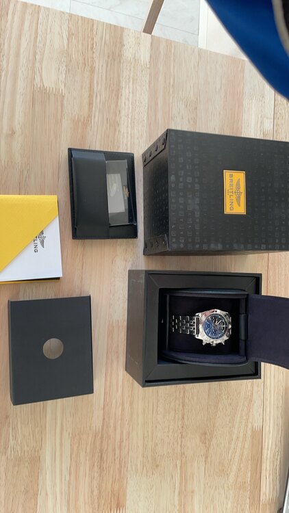 ブライトリング クロノマット AB01114（高級時計）の商品画像 - 査定依頼日：2025年2月5日 - 最高査定価格：450,000円