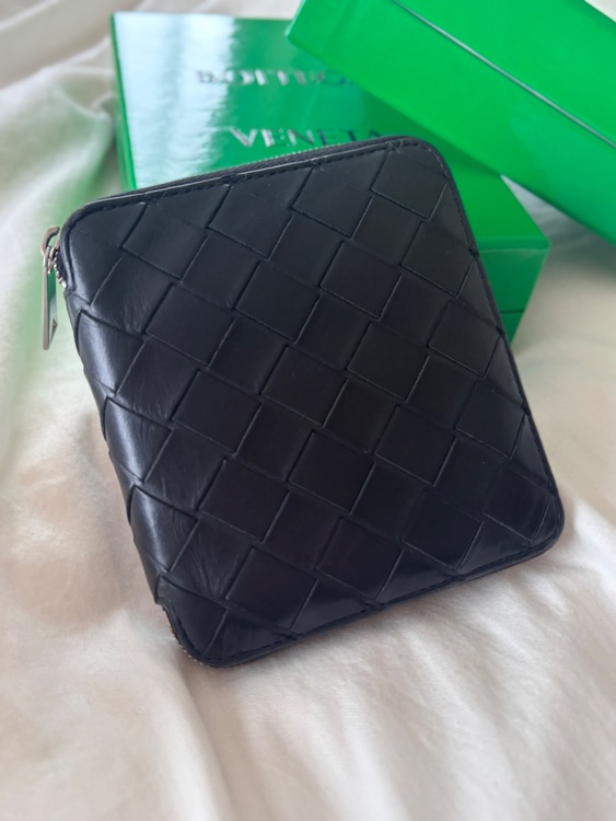 ボッテガ・ヴェネタ  （ブランドバッグ）の商品画像 - 査定依頼日：2025年7月6日 - 最高査定価格：25,000円