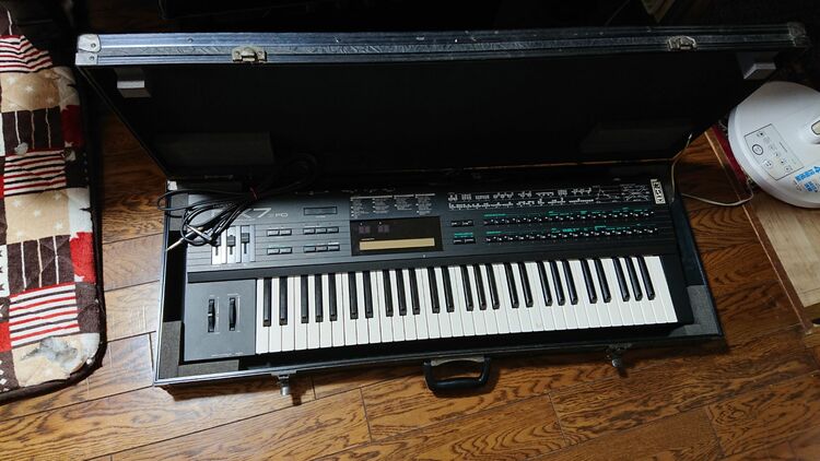 ヤマハDX7（ピアノ・楽器・PA機材）の商品画像 - 査定依頼日：2025年8月30日 - 最高査定価格：30,000円