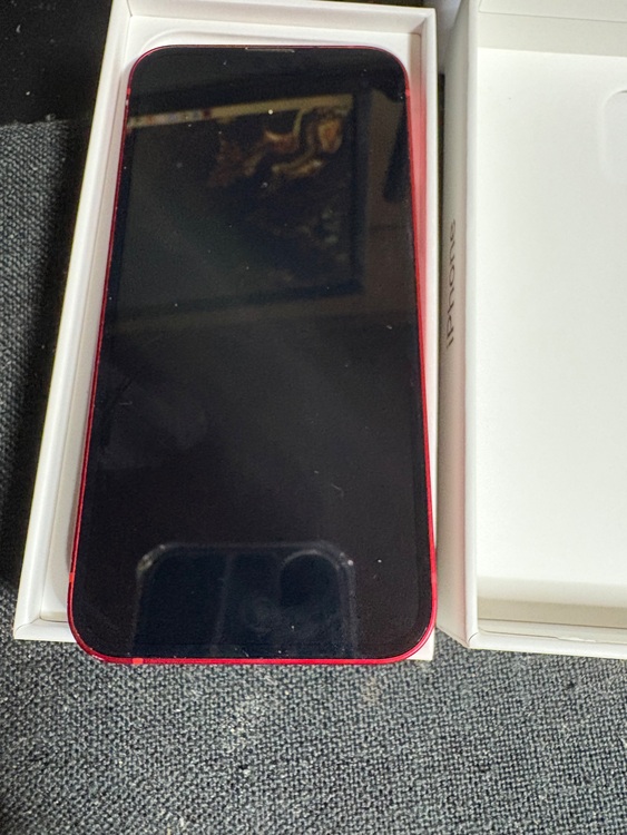 iPhone 13mini 256GB (PRODUCT)RED SIMフリー（スマホ）の商品画像 - 査定依頼日：2025年8月12日 - 最高査定価格：32,000円