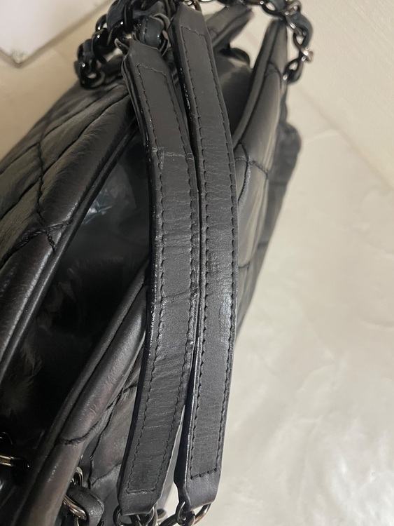 マドモアゼル　カーフショルダー　ブラック（ブランドバッグ）の商品画像 - 査定依頼日：2025年10月25日 - 最高査定価格：150,000円