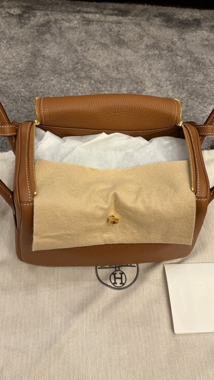 リンディ26（ブランドバッグ）の商品画像 - 査定依頼日：2025年5月20日 - 最高査定価格：1,450,000円