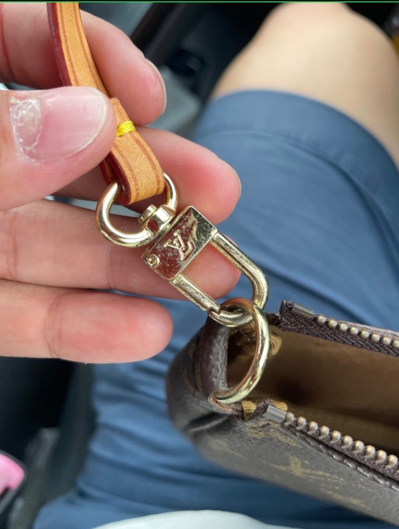 ルイヴィトン　モノグラム（ブランドバッグ）の商品画像 - 査定依頼日：2025年7月15日 - 最高査定価格：15,000円