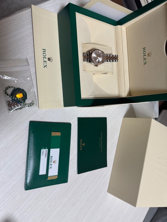 ロレックス デイトジャスト （高級時計）の商品画像 - 査定依頼日：2026年3月23日 - 最高査定価格：2,500,000円