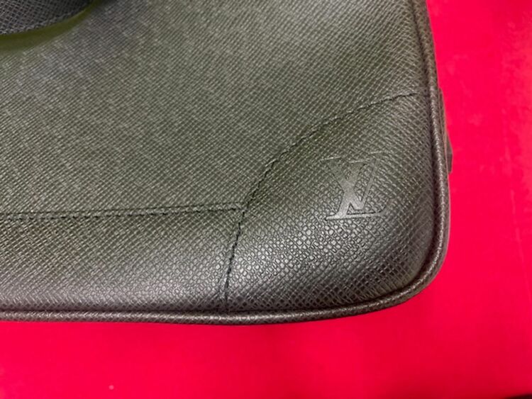 タイガ　アレクサンダーアルドワーズショルダーバッグ（ブランドバッグ）の商品画像 - 査定依頼日：2025年7月22日 - 最高査定価格：850,000円