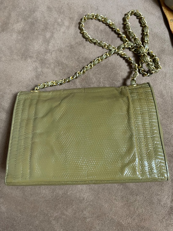 CHANELリザード　チェーンショルダー（ブランドバッグ）の商品画像 - 査定依頼日：2025年10月10日 - 最高査定価格：150,000円