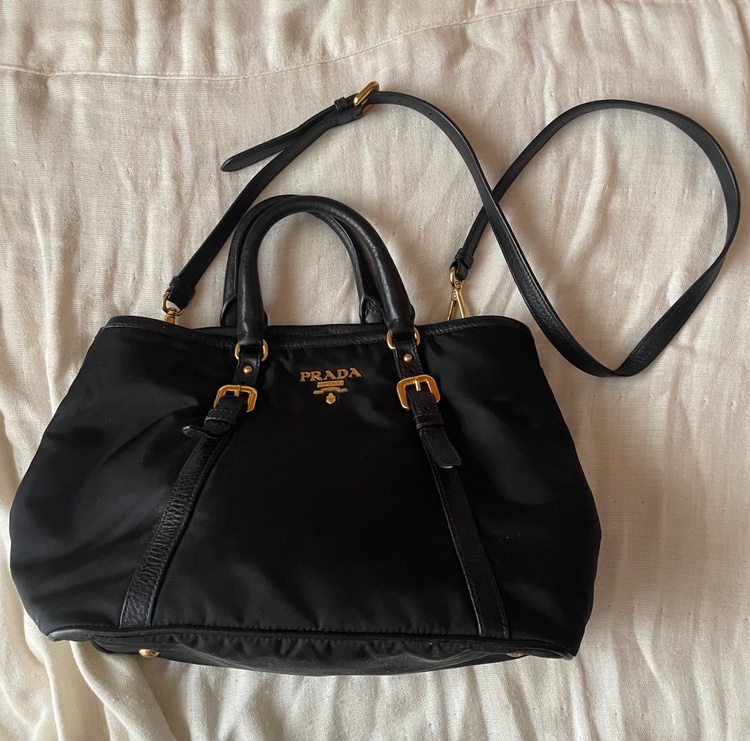 1BG625 GLACÉ CALF BALTICO（ブランドバッグ）の商品画像 - 査定依頼日：2026年9月11日 - 最高査定価格：20,000円