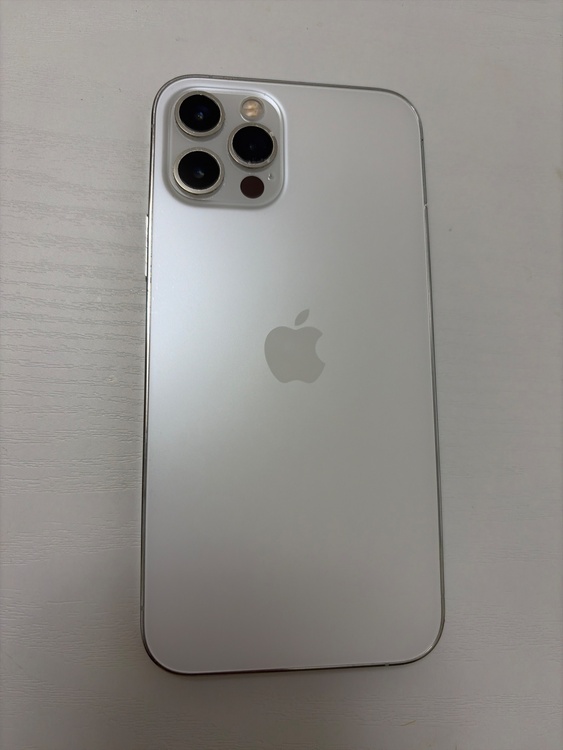 iPhone 12 128GB SIMフリー（スマホ）の商品画像 - 査定依頼日：2026年1月30日 - 最高査定価格：24,000円