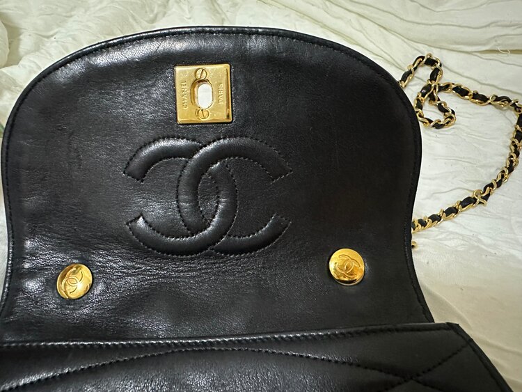 シャネル　ショルダーバッグ（ブランド財布・小物）の商品画像 - 査定依頼日：2025年5月22日 - 最高査定価格：80,000円