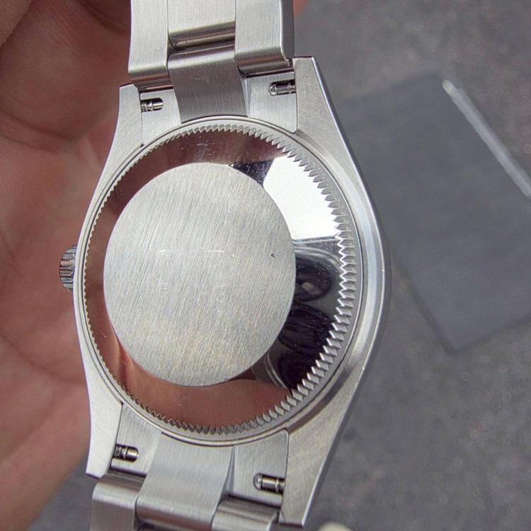 ROREX （高級時計）の商品画像 - 査定依頼日：2025年8月31日 - 最高査定価格：1,000,000円