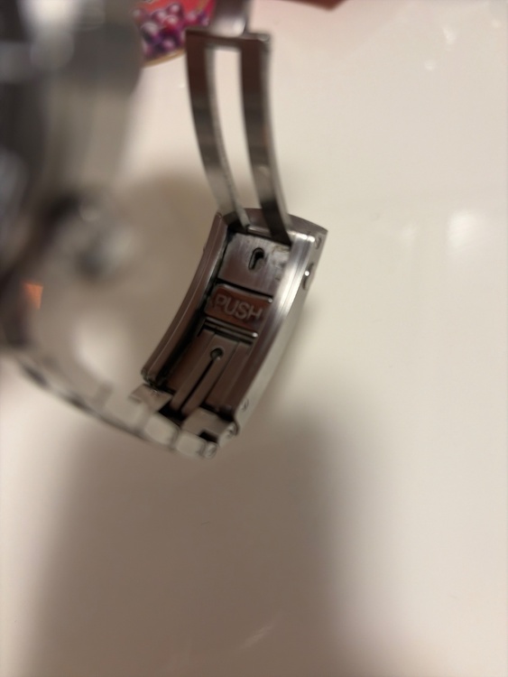 オメガ シーマスター ダイバー300（高級時計）の商品画像 - 査定依頼日：2025年12月9日 - 最高査定価格：620,000円