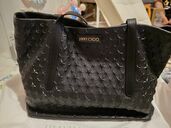 エンボス　トートバッグ（ブランドバッグ）の商品画像 - 査定依頼日：2025年10月3日 - 最高査定価格：30,000円