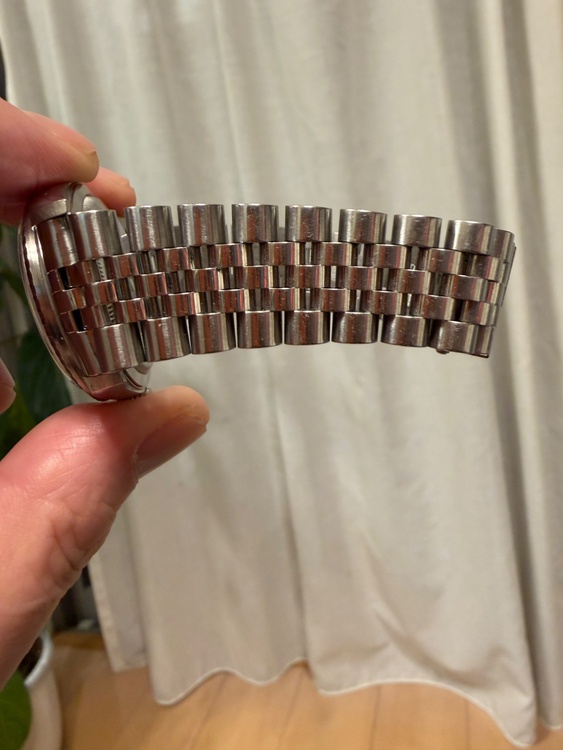 ロレックス デイトジャスト 1622（高級時計）の商品画像 - 査定依頼日：2026年3月7日 - 最高査定価格：880,000円