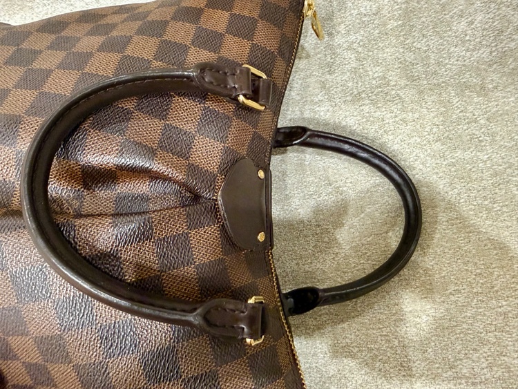 ダミエ　シエナ（ブランドバッグ）の商品画像 - 査定依頼日：2026年4月28日 - 最高査定価格：125,000円