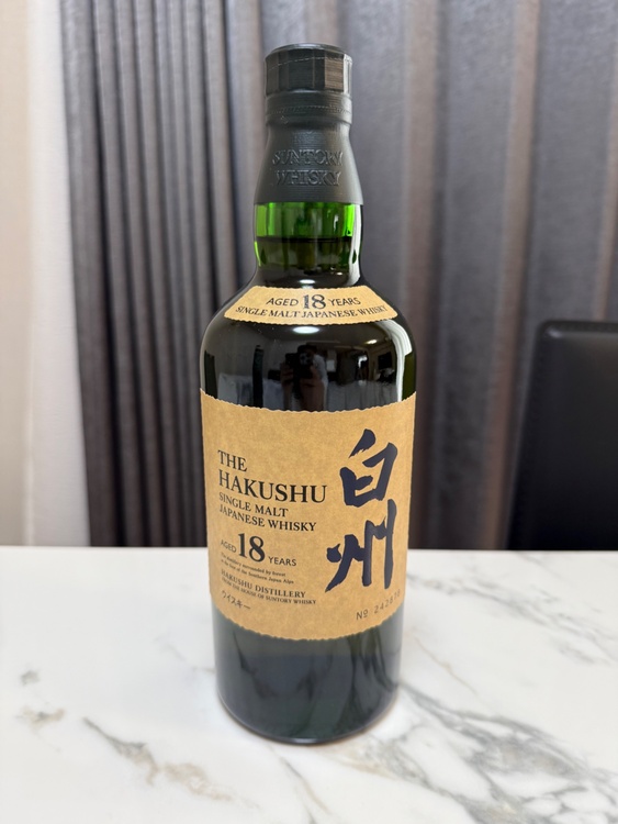 白州18年　箱付き（お酒）の商品画像 - 査定依頼日：2026年3月6日 - 最高査定価格：65,000円