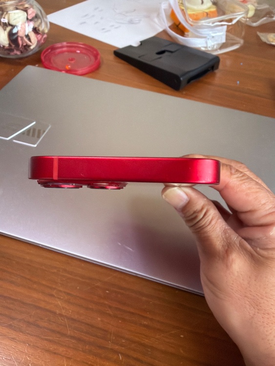 iPhone iPhone 13 mini 256GB au（スマホ）の商品画像 - 査定依頼日：2026年8月8日 - 最高査定価格：33,000円