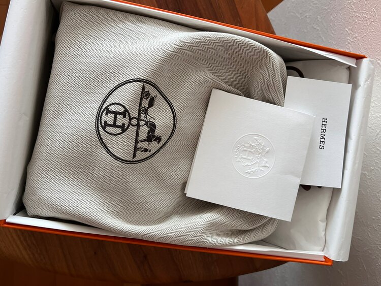 エルメス リンディ （ブランドバッグ）の商品画像 - 査定依頼日：2025年3月23日 - 最高査定価格：1,550,000円