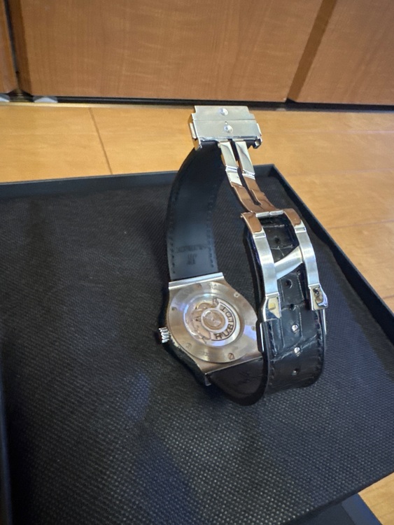 ウブロ クラシックフュージョン 517NX0170.LR（高級時計）の商品画像 - 査定依頼日：2025年9月17日 - 最高査定価格：1,100,000円