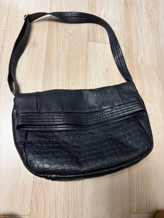 シャネル　アンリミット2wayショルダーバッグ（ブランドバッグ）の商品画像 - 査定依頼日：2025年12月9日 - 最高査定価格：130,000円