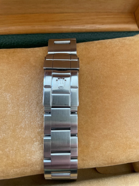 ロレックス エクスプローラー 1427（高級時計）の商品画像 - 査定依頼日：2025年11月22日 - 最高査定価格：900,000円