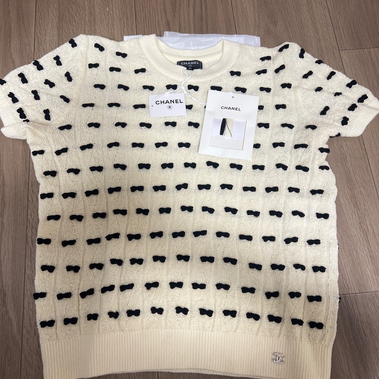 GU6238U2（古着・ファッション）の商品画像 - 査定依頼日：2025年10月28日 - 最高査定価格：50,000円