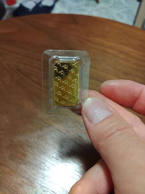 純金10グラム　A214569（金・貴金属）の商品画像 - 査定依頼日：2022年12月24日 - 最高査定価格：80,000円