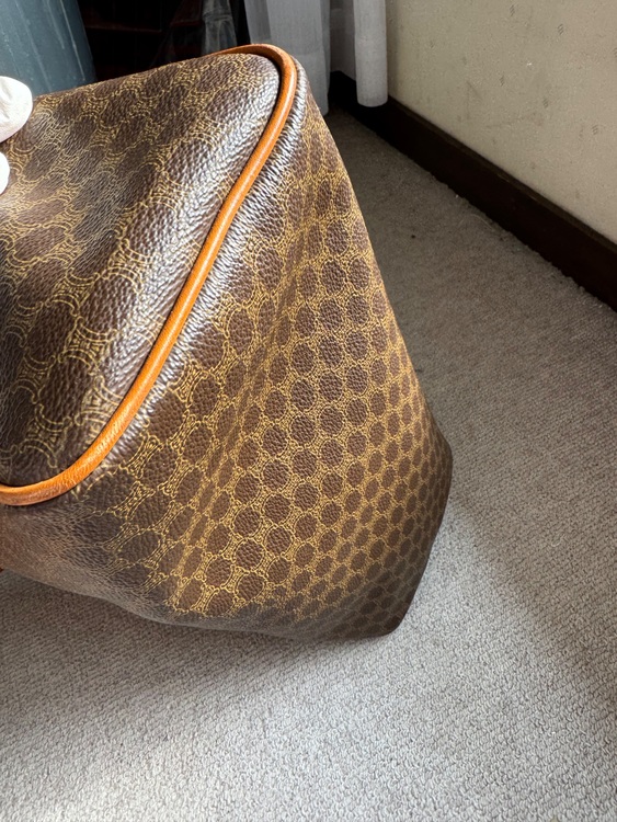 セリーヌ　ハンドバッグ（ブランドバッグ）の商品画像 - 査定依頼日：2025年12月2日 - 最高査定価格：30,000円