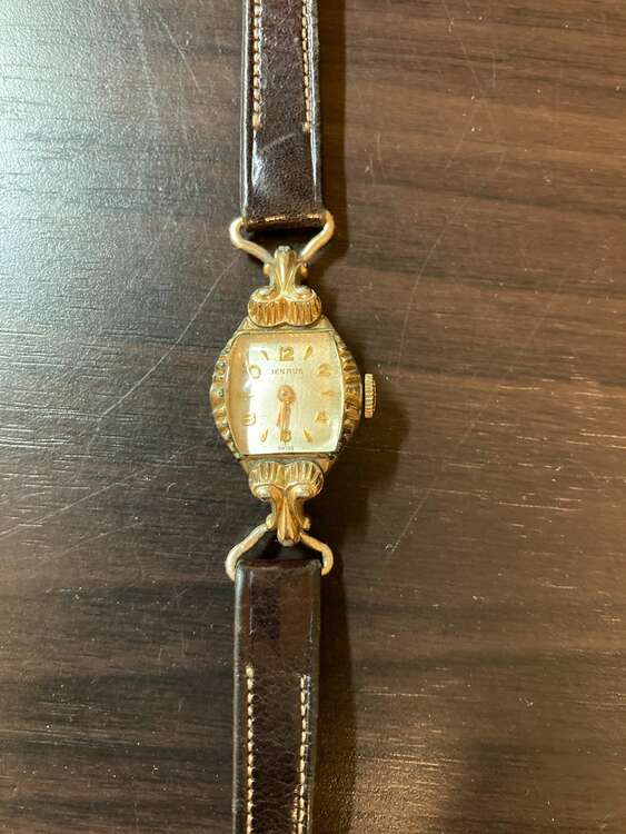 BENRUS Vintage Woman's Watch（高級時計）の商品画像 - 査定依頼日：2025年2月27日 - 最高査定価格：2,000円