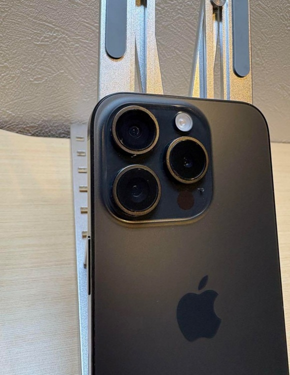 HTJQX4096K（スマホ）の商品画像 - 査定依頼日：2025年7月15日 - 最高査定価格：110,000円