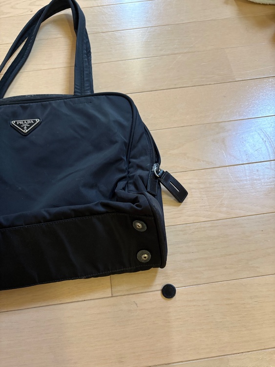 プラダ（ブランドバッグ）の商品画像 - 査定依頼日：2026年8月7日 - 最高査定価格：99円