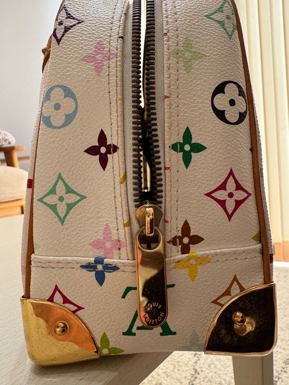 ルイヴィトン マルチカラー （ブランドバッグ）の商品画像 - 査定依頼日：2025年8月20日 - 最高査定価格：130,000円