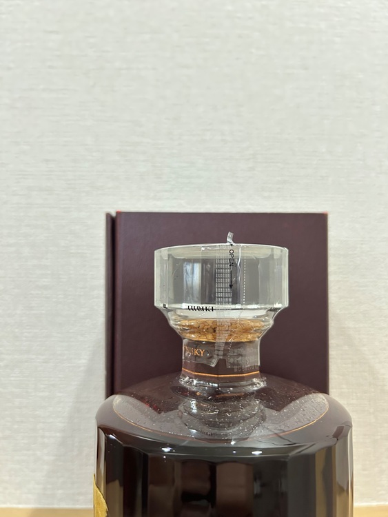 ウイスキー サントリー響 （お酒）の商品画像 - 査定依頼日：2025年9月8日 - 最高査定価格：502,000円