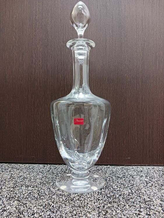 バカラ　デキャンタ　カプリ（食器）の商品画像 - 査定依頼日：2025年8月21日 - 最高査定価格：15,000円