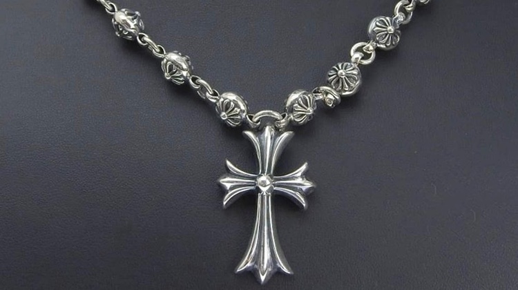 CHROME HEARTS クロムハーツ クロスボールチェーン スモールCHクロ（古着・ファッション）の商品画像 - 査定依頼日：2026年5月24日 - 最高査定価格：230,000円