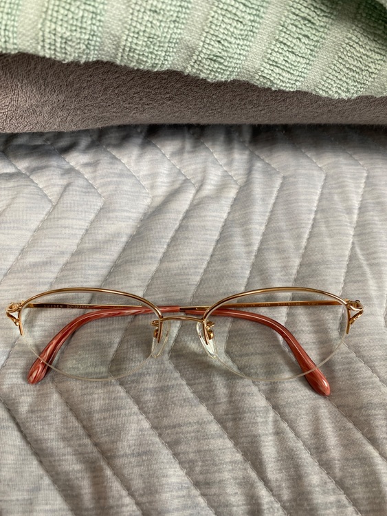 k18眼鏡フレーム（金・貴金属）の商品画像 - 査定依頼日：2025年9月30日 - 最高査定価格：150,000円