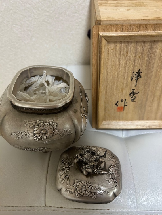 津雪の銀900 1414gの香炉（美術品・骨董品）の商品画像 - 査定依頼日：2026年7月27日 - 最高査定価格：270,000円