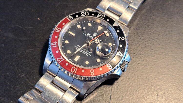 ロレックス GMTマスター R70699（高級時計）の商品画像 - 査定依頼日：2025年6月7日 - 最高査定価格：2,000,000円