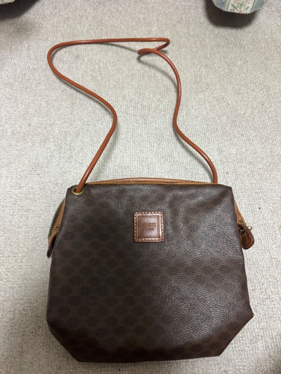 ショルダー（ブランドバッグ）の商品画像 - 査定依頼日：2026年2月13日 - 最高査定価格：25,000円