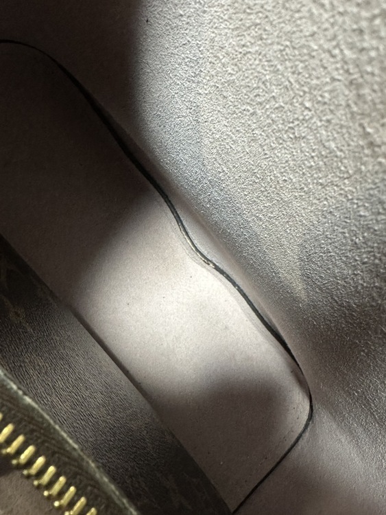 ネオノエ（ブランドバッグ）の商品画像 - 査定依頼日：2026年4月8日 - 最高査定価格：170,000円