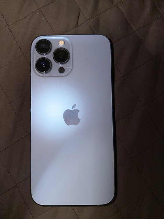 iPhone 13 Pro Max 256GB Softbank（スマホ）の商品画像 - 査定依頼日：2026年1月30日 - 最高査定価格：57,000円