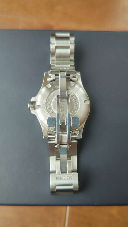 その他 ロンジン コンクエストVHPL37164966（高級時計）の商品画像 - 査定依頼日：2025年4月20日 - 最高査定価格：80,000円