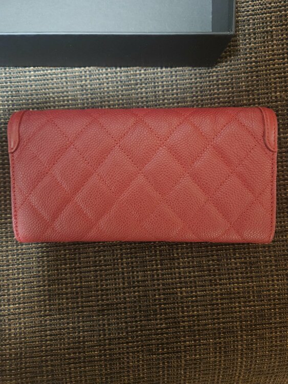 長財布（ブランド財布・小物）の商品画像 - 査定依頼日：2026年2月19日 - 最高査定価格：23,000円