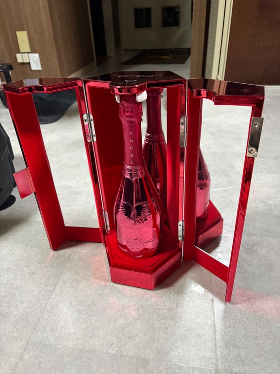 エンジェル　ヴィンテージ　レッド（お酒）の商品画像 - 査定依頼日：2026年3月30日 - 最高査定価格：50,000円