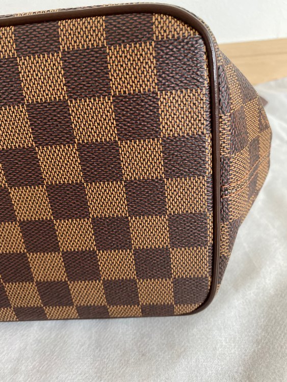 サレヤ ハンドバッグ（ブランドバッグ）の商品画像 - 査定依頼日：2022年8月27日 - 最高査定価格：75,000円