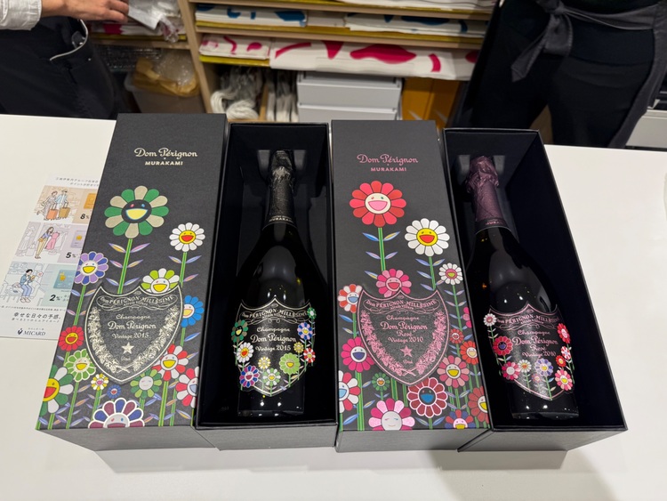 シャンパン ドン・ペリニヨン （お酒）の商品画像 - 査定依頼日：2025年10月22日 - 最高査定価格：120,000円