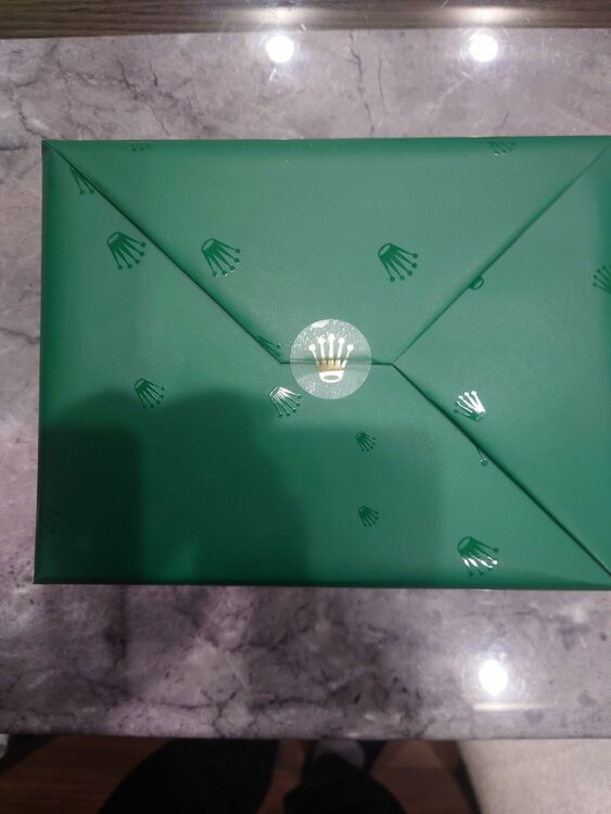 ロレックス ヨットマスター 22665（高級時計）の商品画像 - 査定依頼日：2025年12月10日 - 最高査定価格：5,400,000円