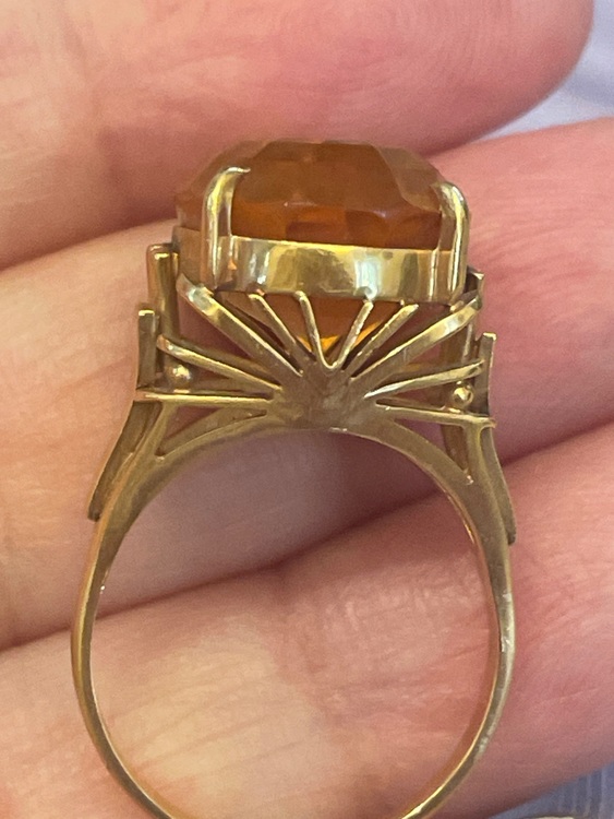 石付き指輪（金・貴金属）の商品画像 - 査定依頼日：2025年9月4日 - 最高査定価格：80,000円