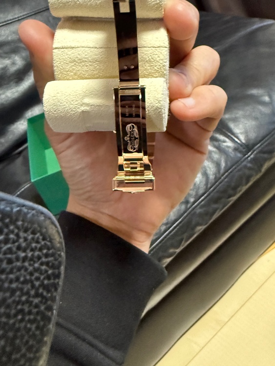 ロレックス デイトナ（高級時計）の商品画像 - 査定依頼日：2026年10月1日 - 最高査定価格：9,850,000円