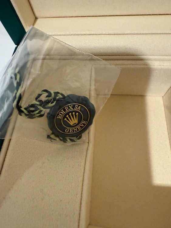 ロレックス デイトナ 116500l（高級時計）の商品画像 - 査定依頼日：2026年1月19日 - 最高査定価格：5,000,000円